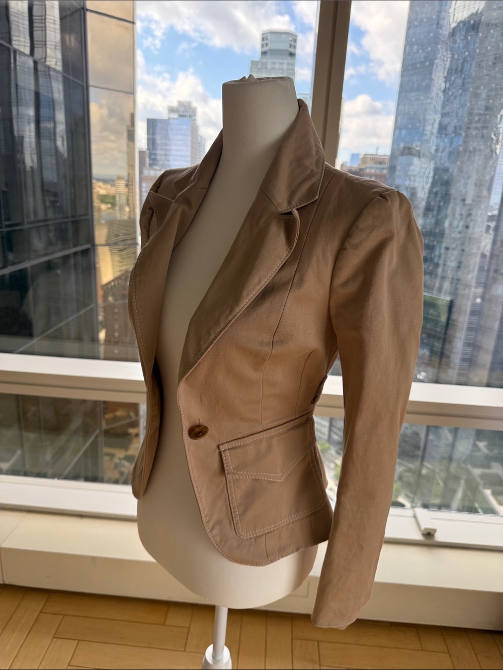 bebe Tan Tailored Single-Button Women's Blazer